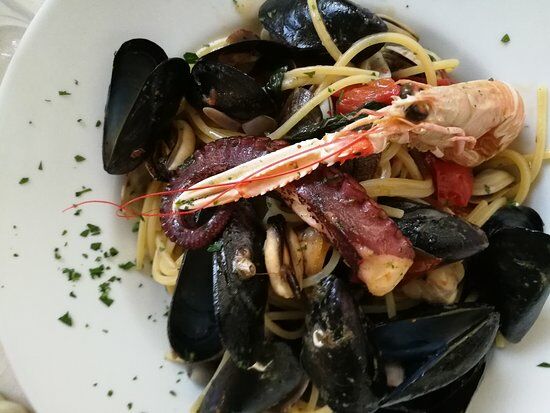 La Rocchetta Ristorante-Pizzeria