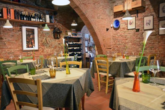 Osteria Pasta e Vino