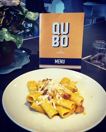 Qubo Restaurant & Bar