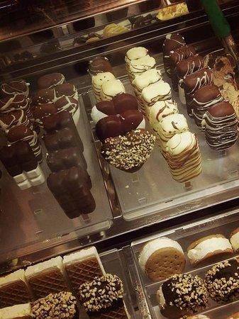 Yelo Gelato