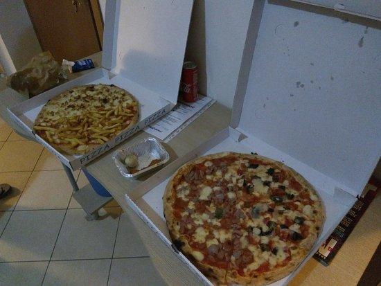 Pizzeria 4&99