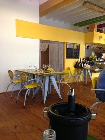 Oste Scuro VinOsteria