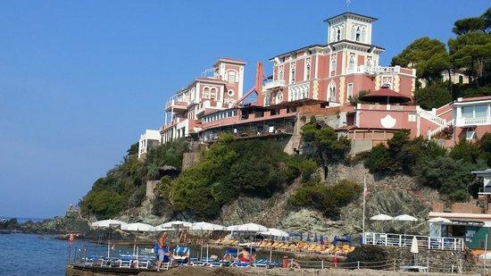 Hotel Baia Del Sorriso