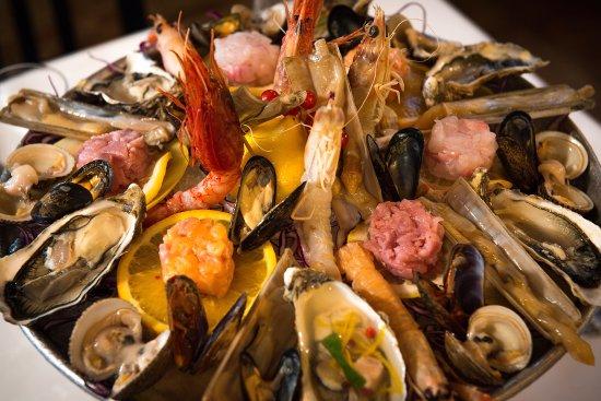 Il Tegolo Champagneria-Crudite'