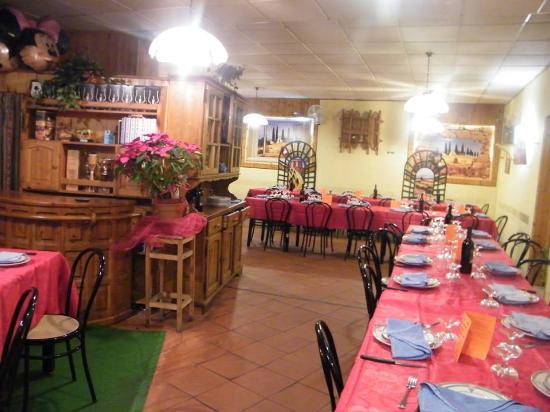Chez Mes Amis