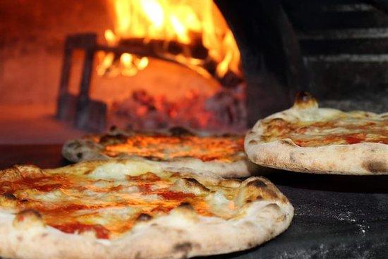Pizzeria-Trattoria Napoli del'Albergo la Foresteria