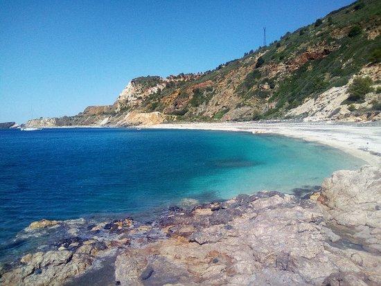 Spiaggia del Cannello