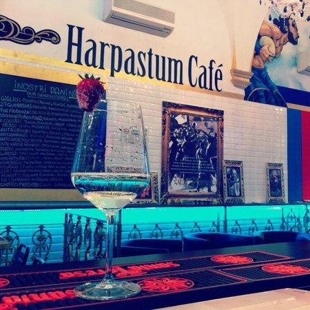 Harpastum Cafe