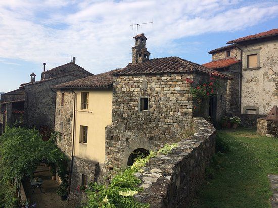 Castello di Castiglione del Terziere