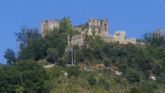 Ruderi del Castello di Moneta