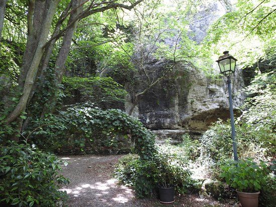 grotta di San Filippo Benizi