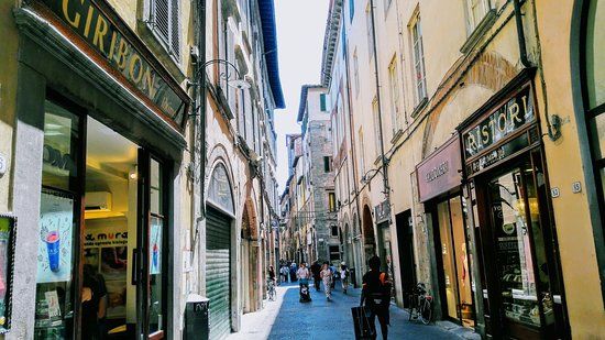 Via Fillungo