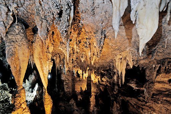 Grotta Turistica Antro del Corchia