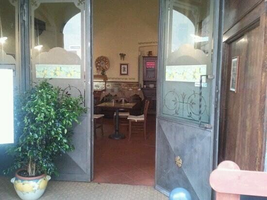 Povero Chic Ristorante