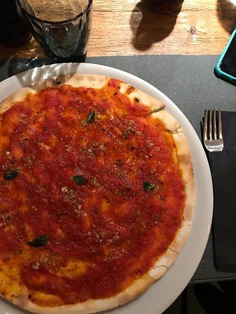 Wood Pizzeria